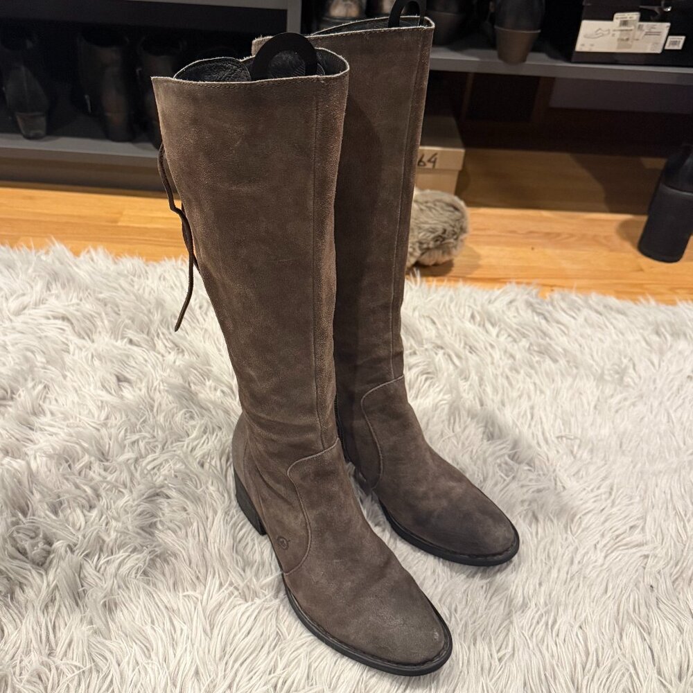 Born Knee-High Boots in Brown Suede Size 10